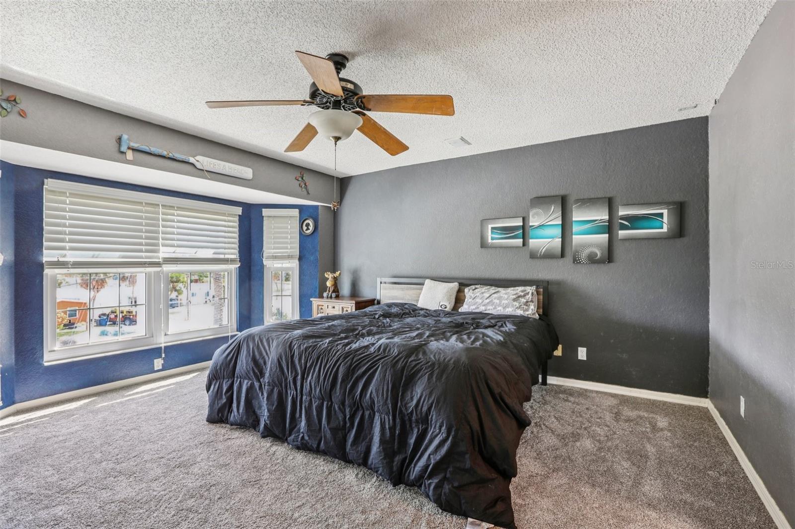 DOLPHIN COVE ST PETE BEACH - Residential