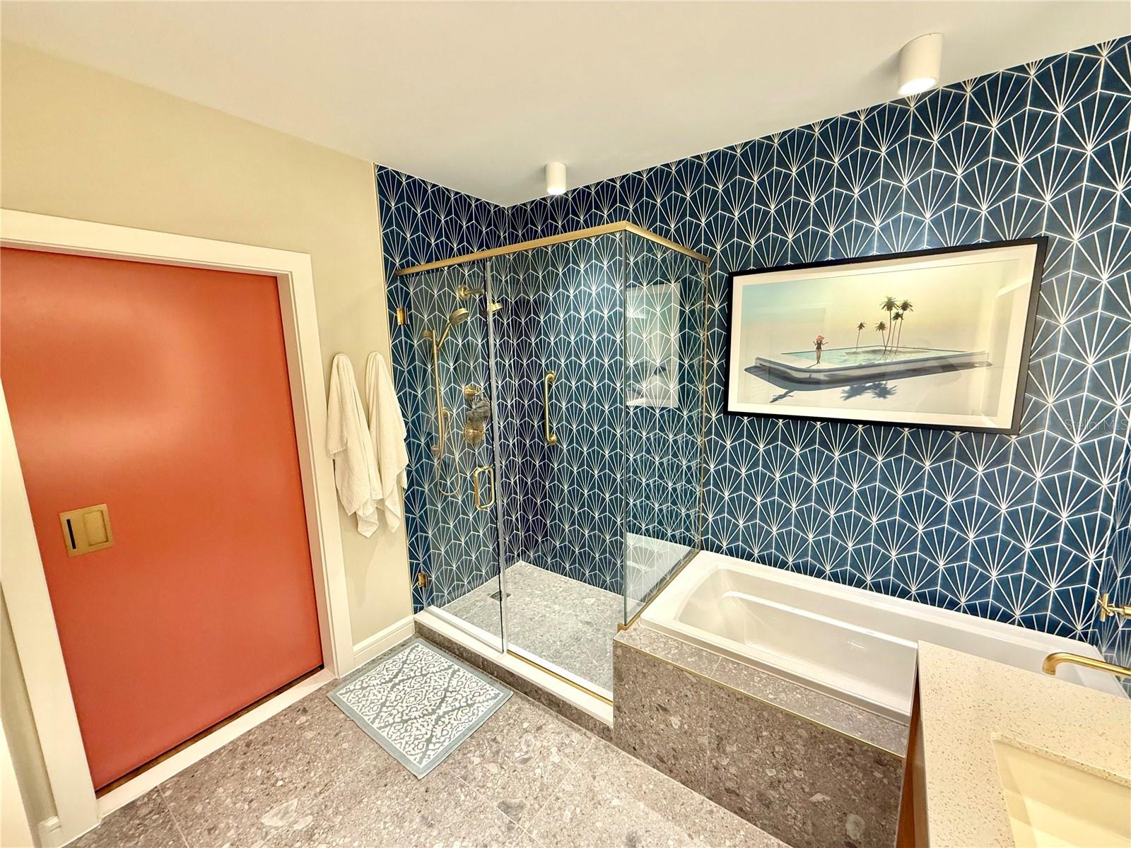 SUNSET WALK HOTEL CONDO PH 1 - Residential Lease