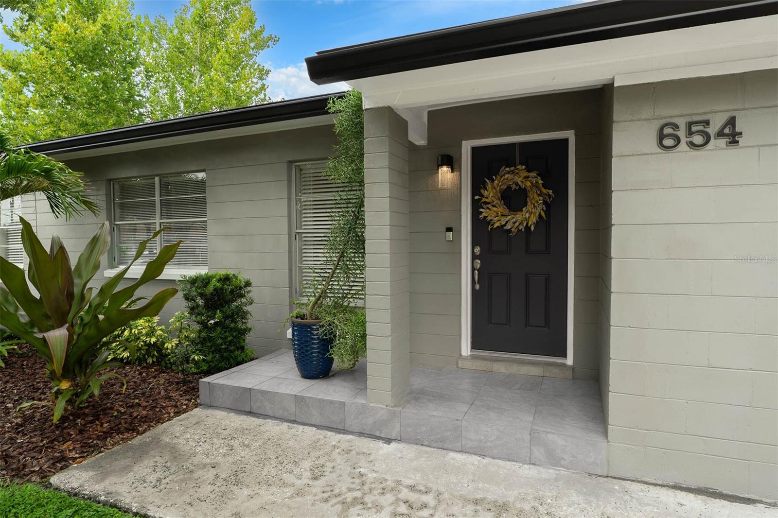 654 ROMANO AVENUE