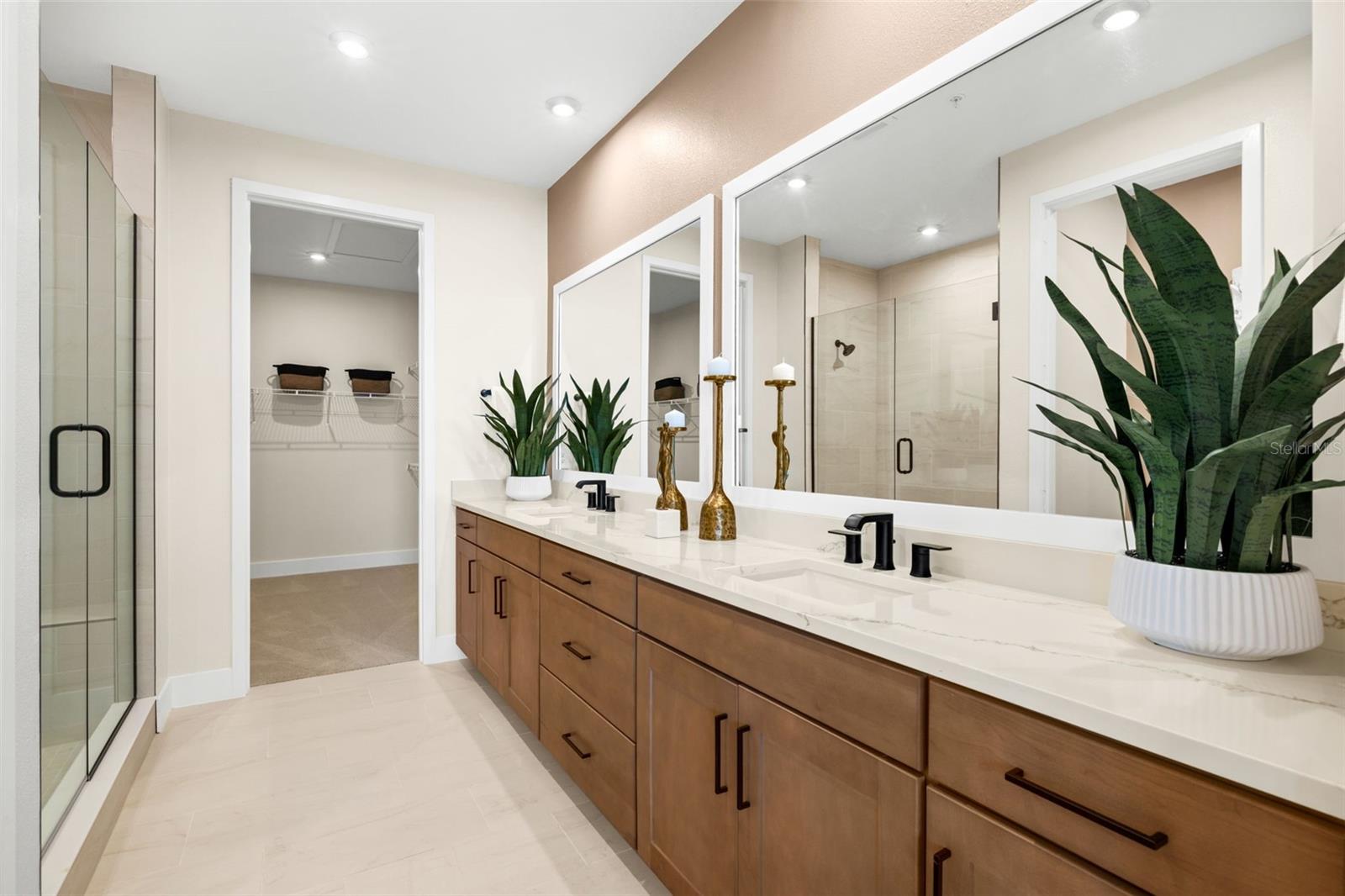 PALMERA AT WELLEN PARK - Residential