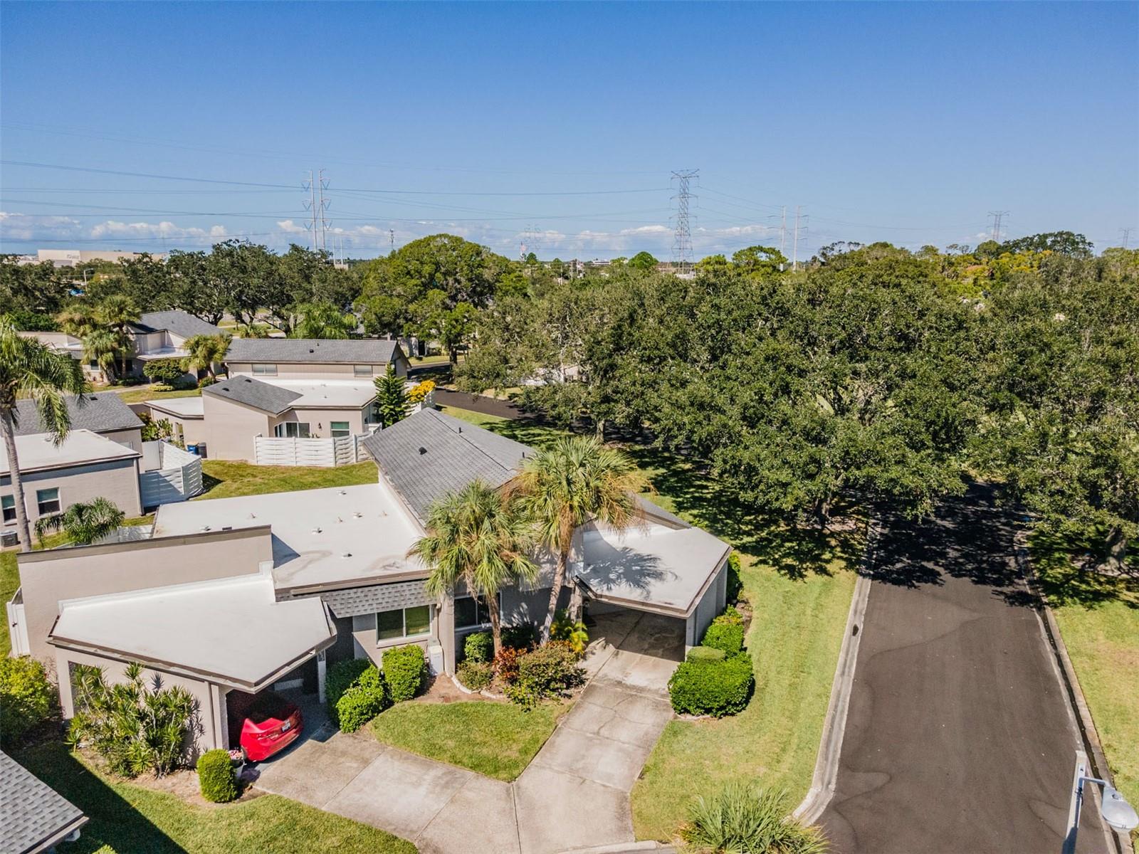 2625 BARKSDALE COURT