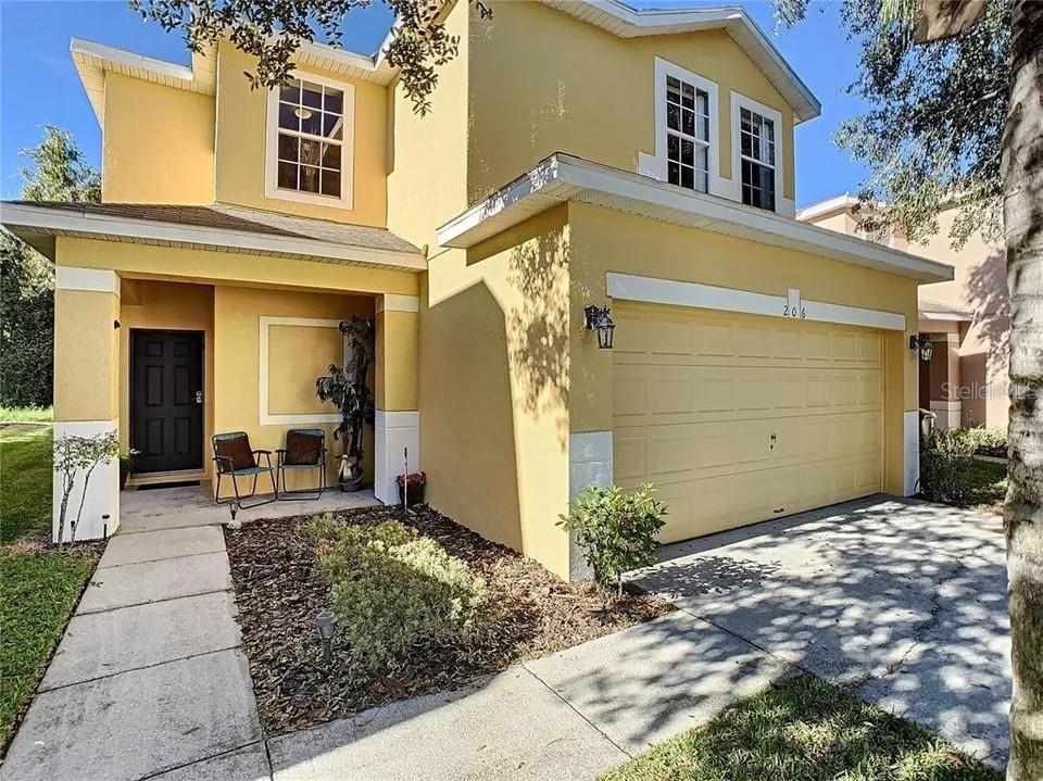 Photo of 206 Blue Jay Way, Davenport, FL 33896 (MLS # S5157125)