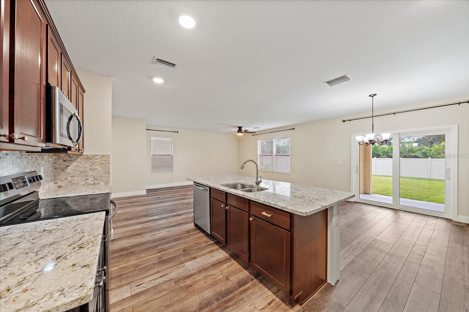 ASHTON MEADOWS - Residential