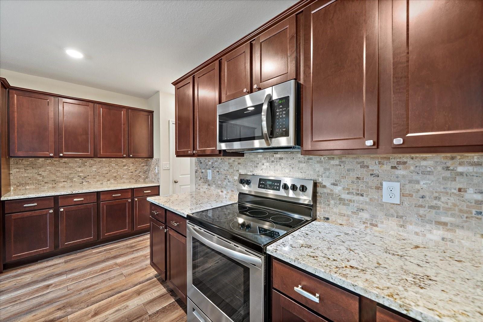 ASHTON MEADOWS - Residential