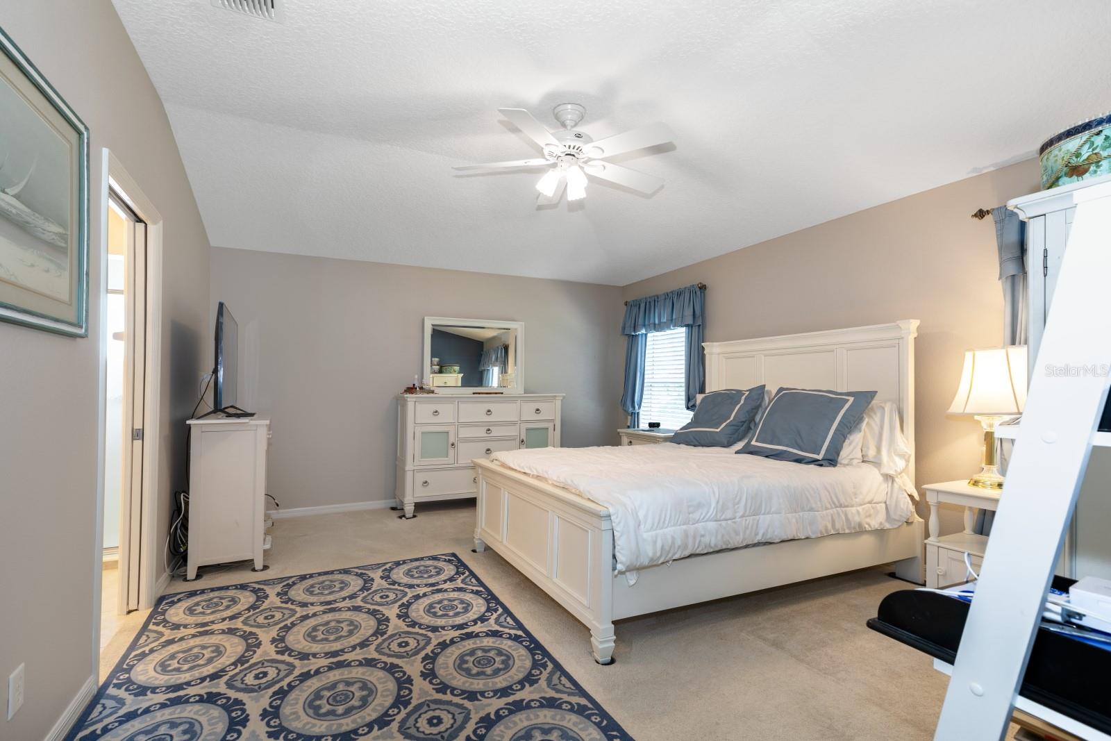 LEESBURG LEGACY - Residential