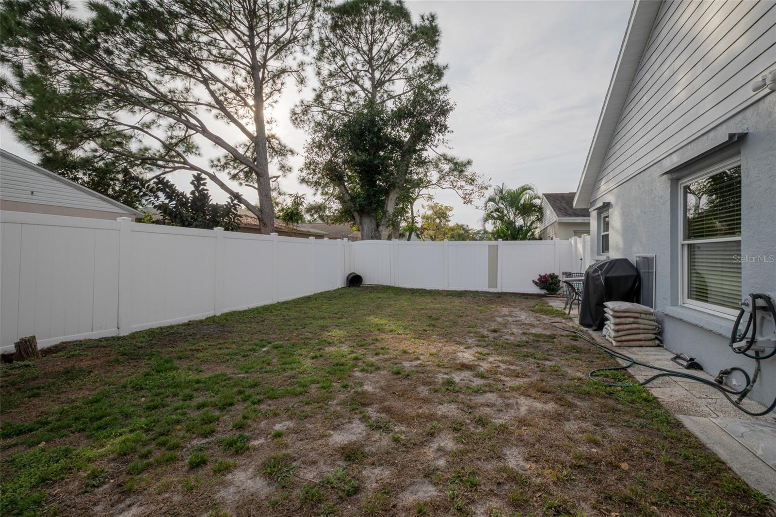 MAPLE HAMMOCK - Residential