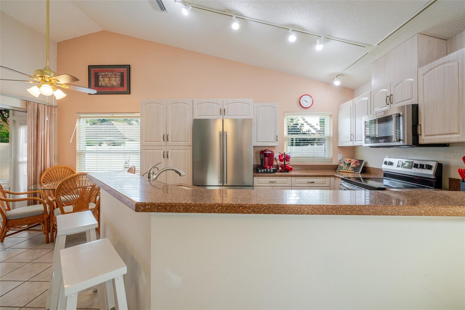 MAPLE HAMMOCK - Residential