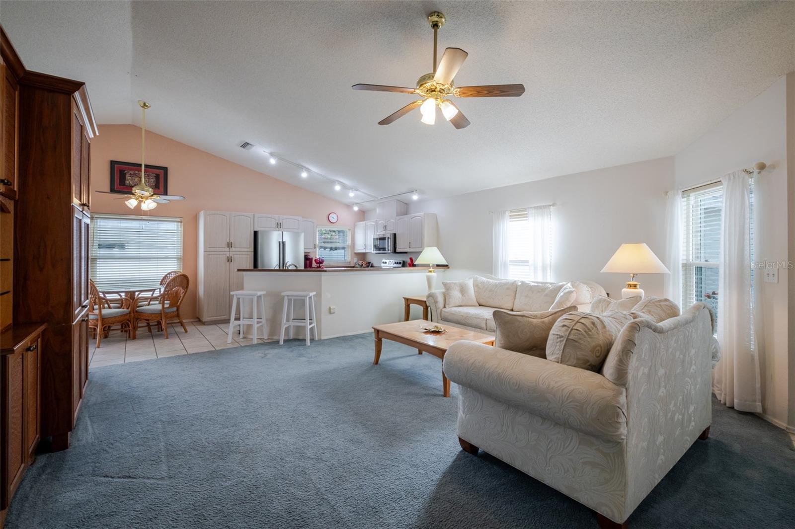 MAPLE HAMMOCK - Residential