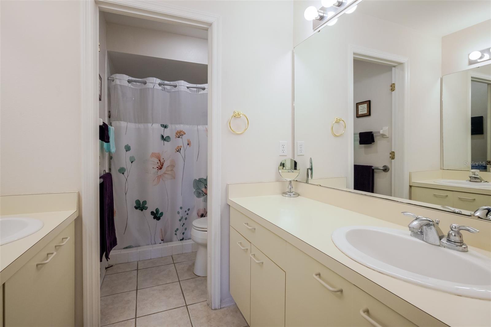 MAPLE HAMMOCK - Residential