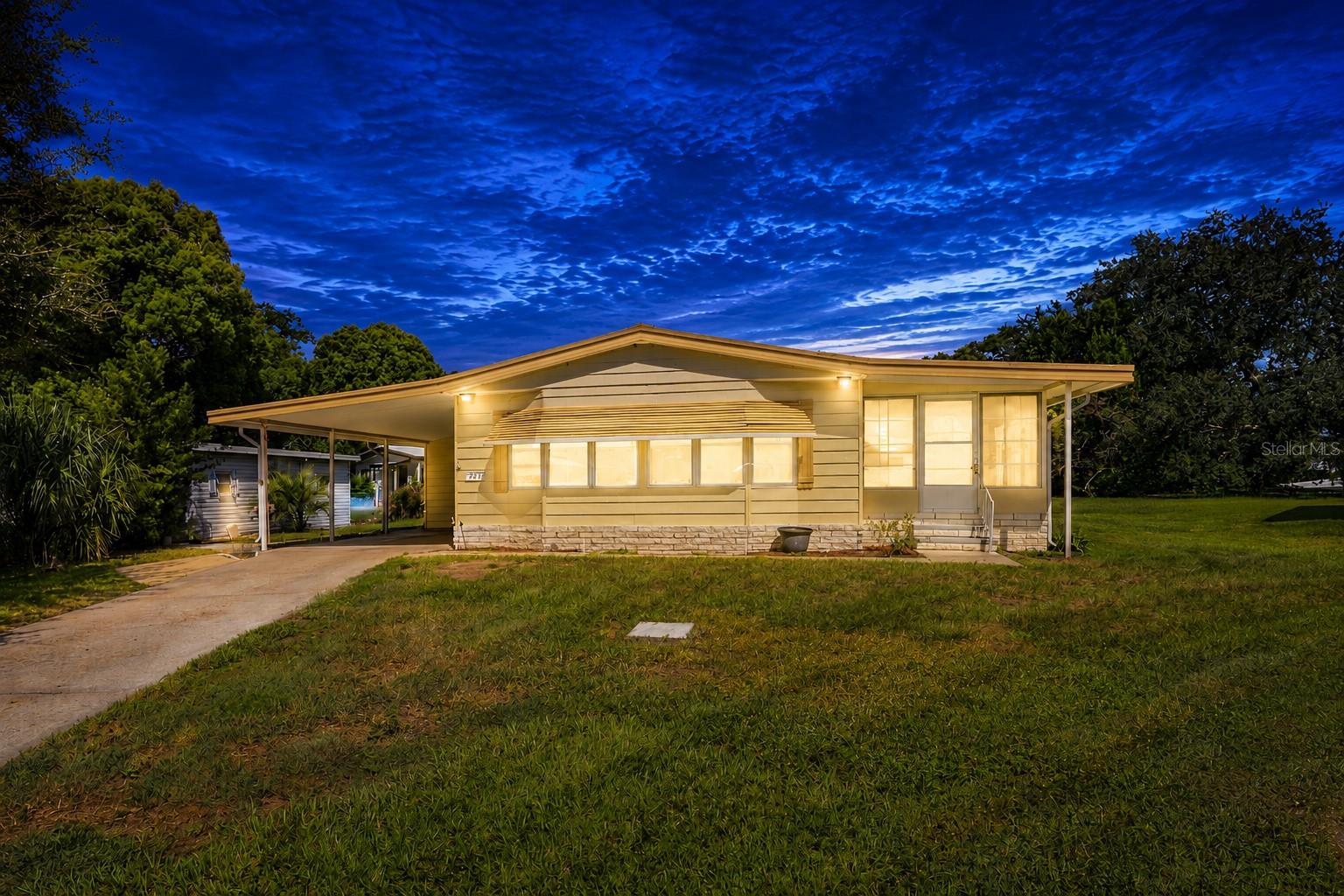 3417 WAX MYRTLE CIRCLE