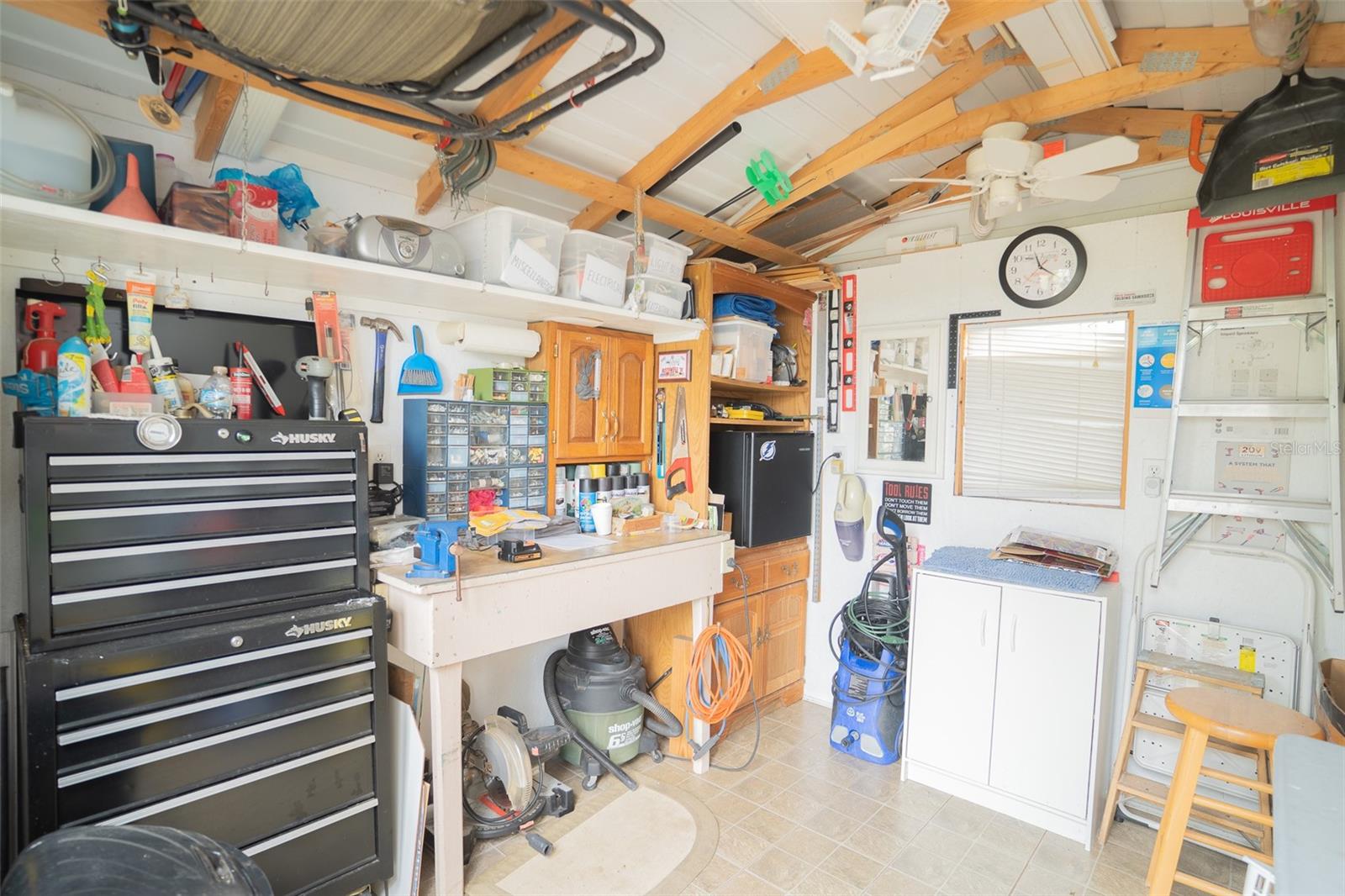 SADDLEBAG LAKE - Residential