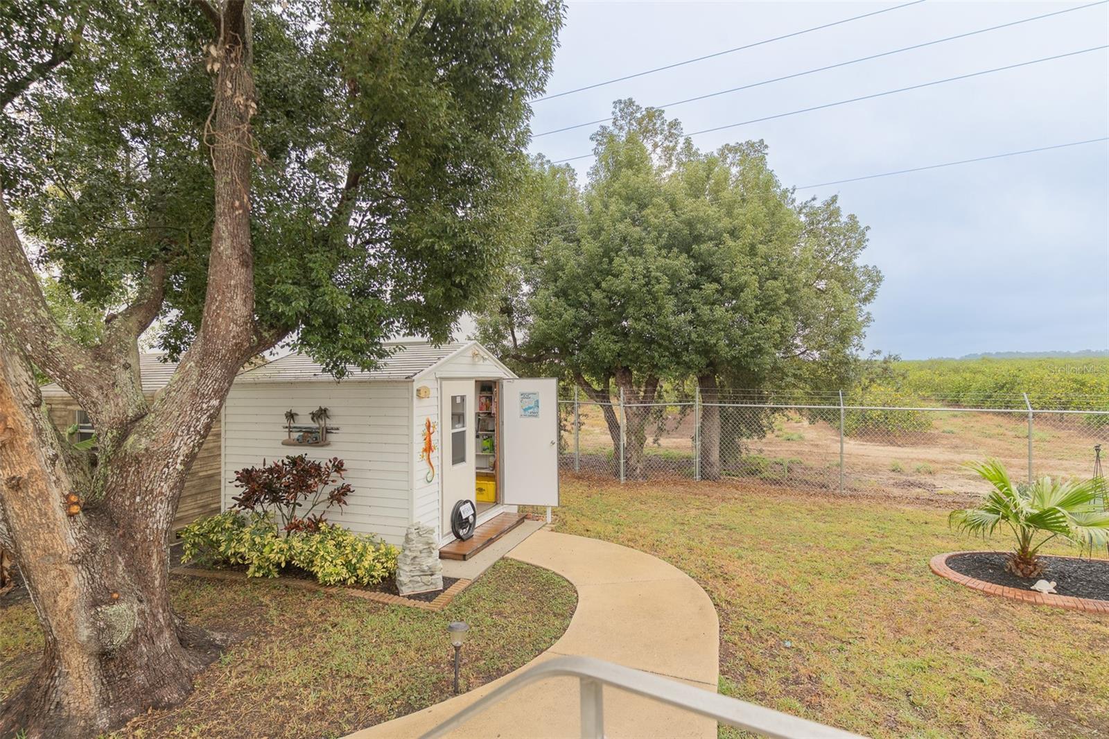 SADDLEBAG LAKE - Residential