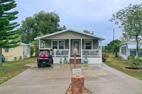 Photo of 30 Saddlebag Trail N, Lake Wales, FL 33898 (MLS # L4957736)