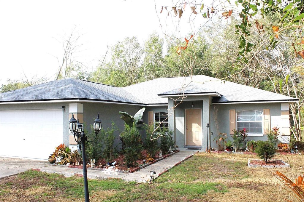 Photo of 42 Dogwood Drive Course, Ocala, FL 34472 (MLS # OM717430)