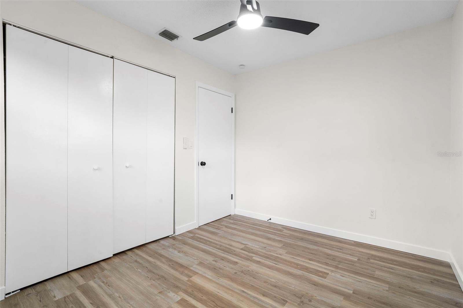 PINECREST ESTATES - Residential