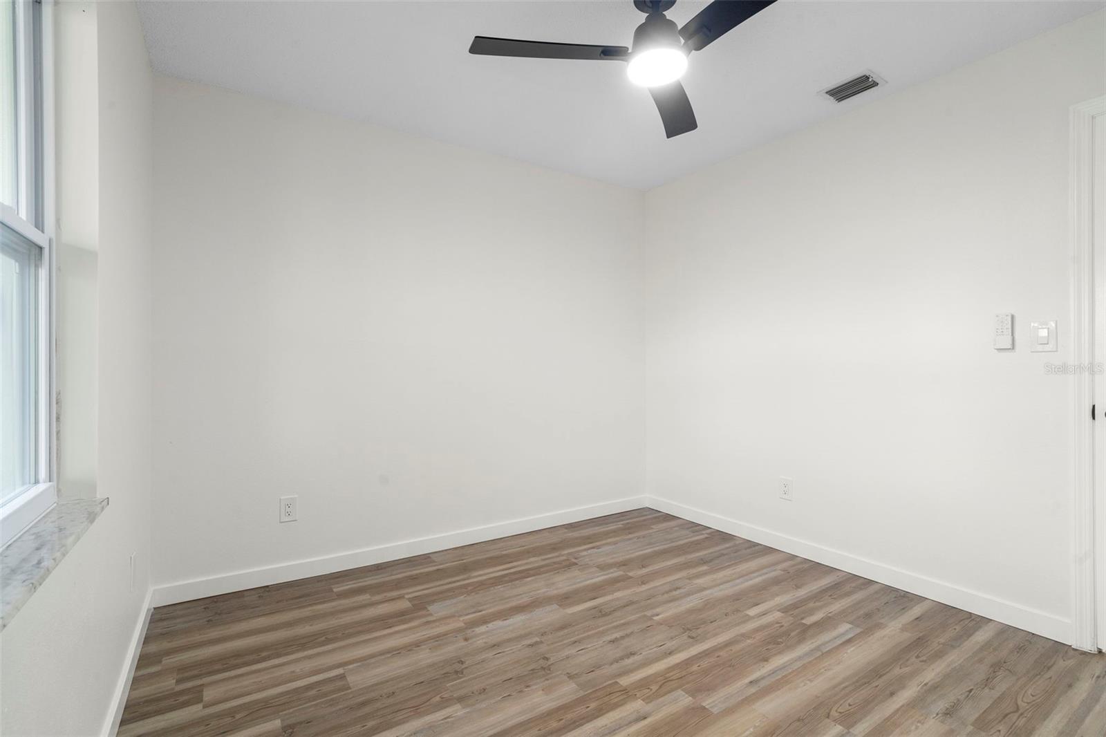 PINECREST ESTATES - Residential