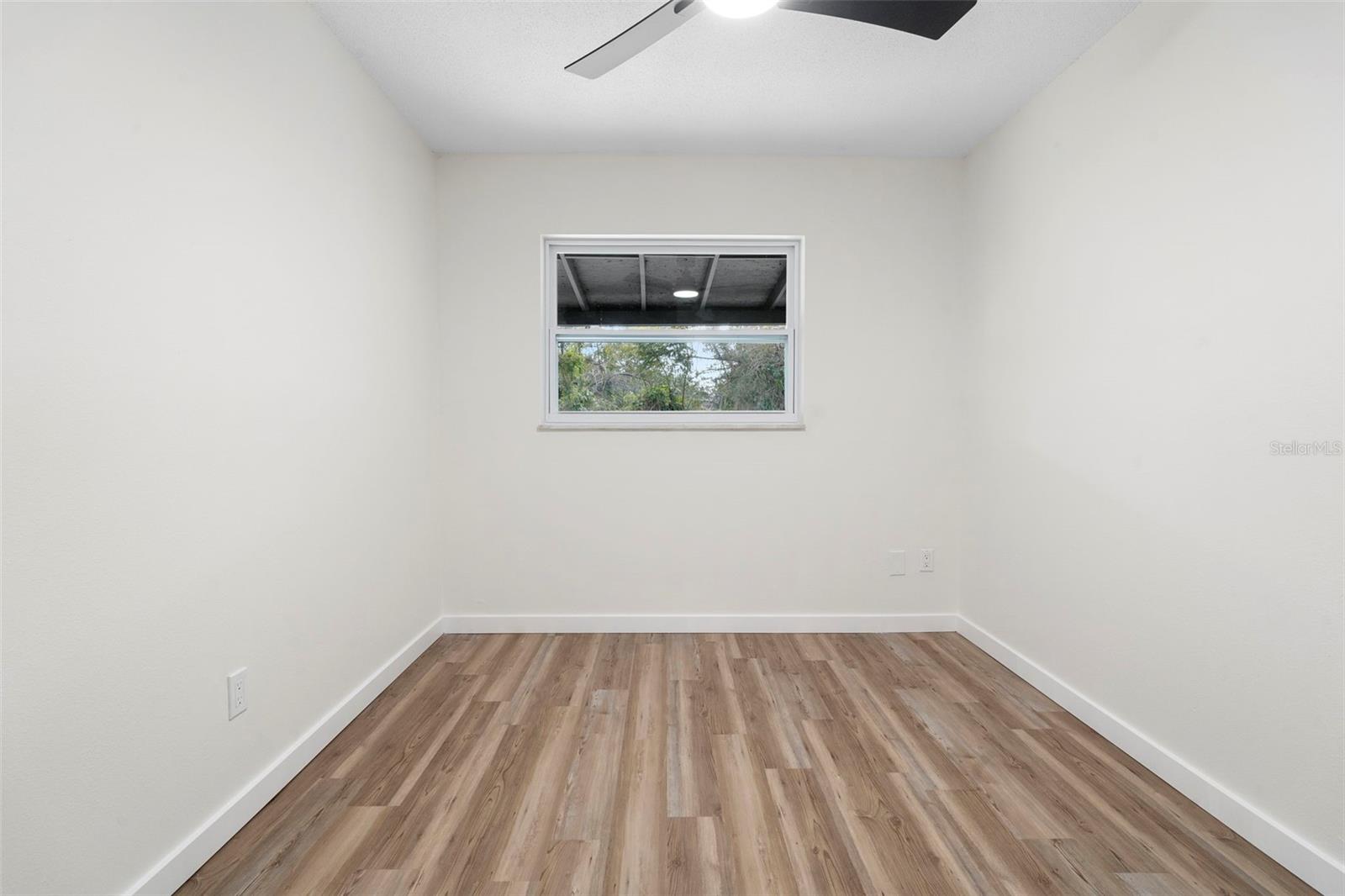 PINECREST ESTATES - Residential