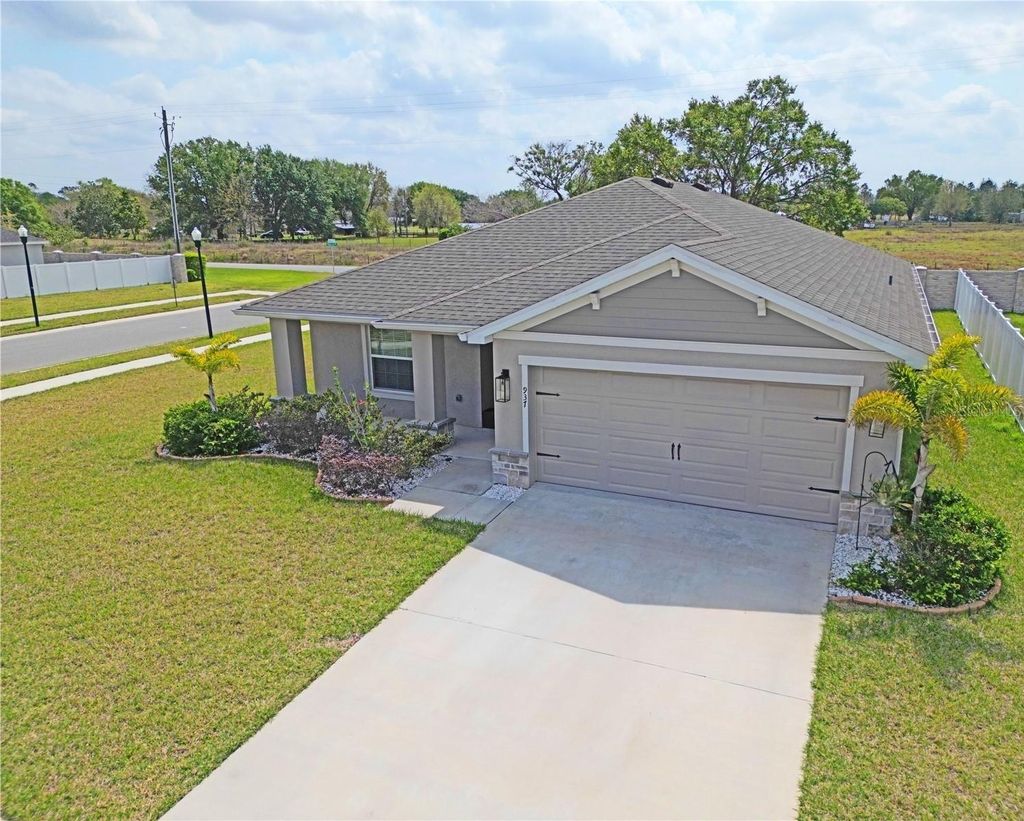 Photo of 937 Montgomery Lane, Polk City, FL 33868 (MLS # S5131601)