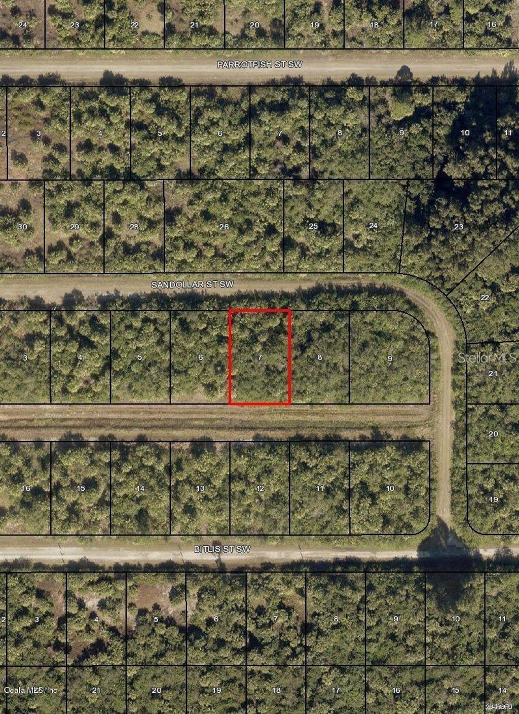 Photo of 850 Sandollar Street SW, Palm Bay, FL 32908 (MLS # OM674572)