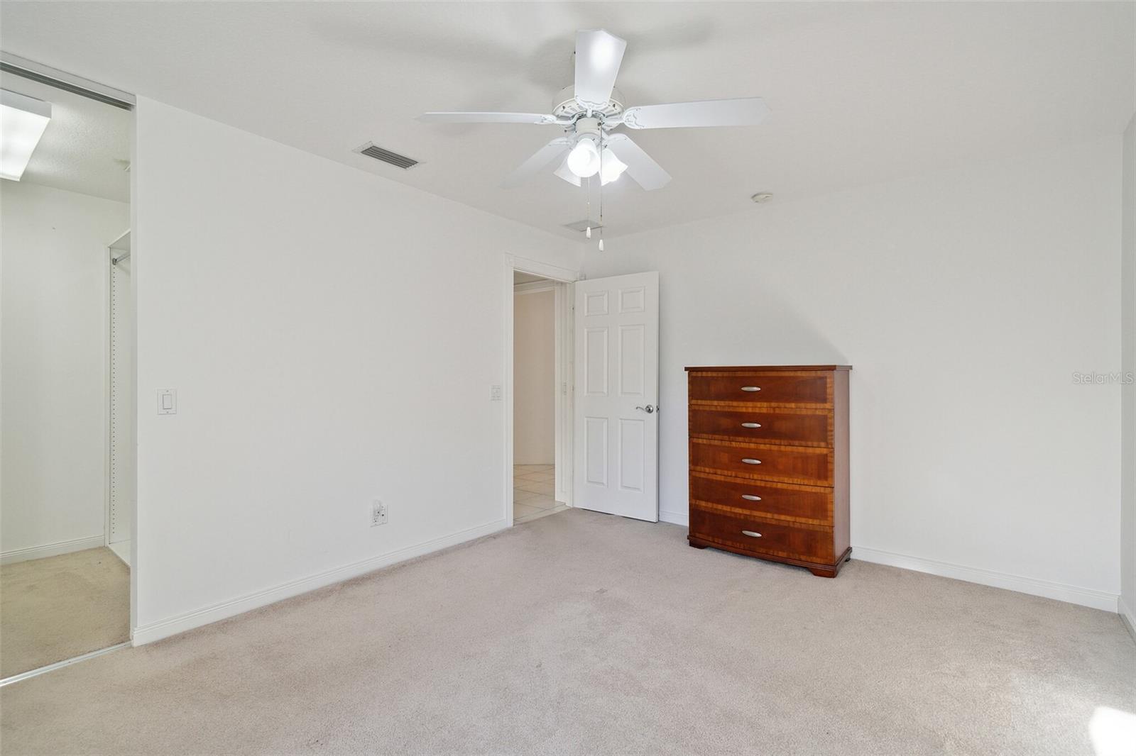 VILLAGEWALK - Residential