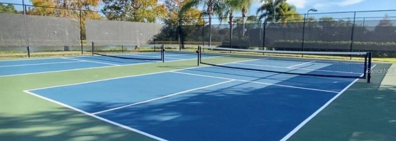 VILLAGEWALK - Residential