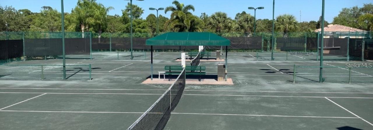 VILLAGEWALK - Residential