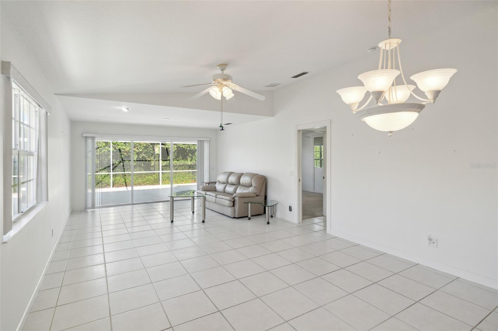 VILLAGEWALK - Residential