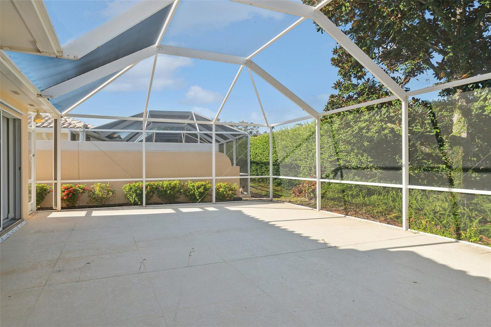 VILLAGEWALK - Residential