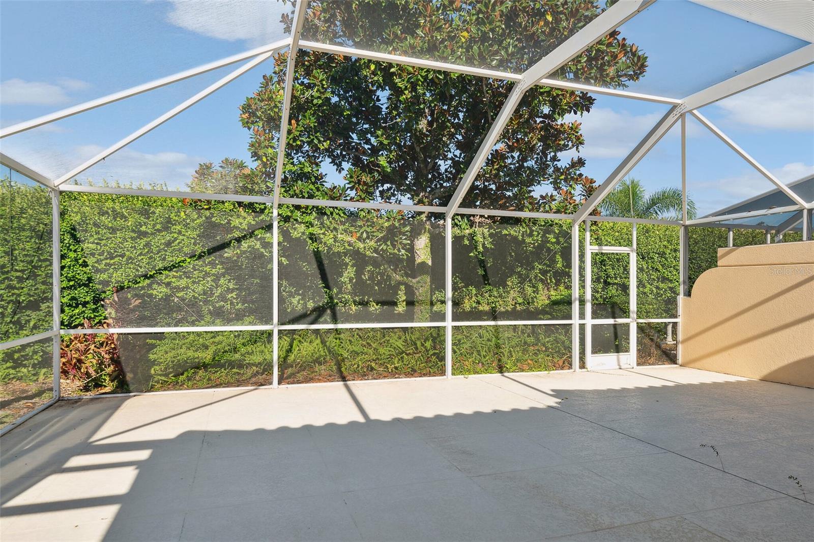 VILLAGEWALK - Residential