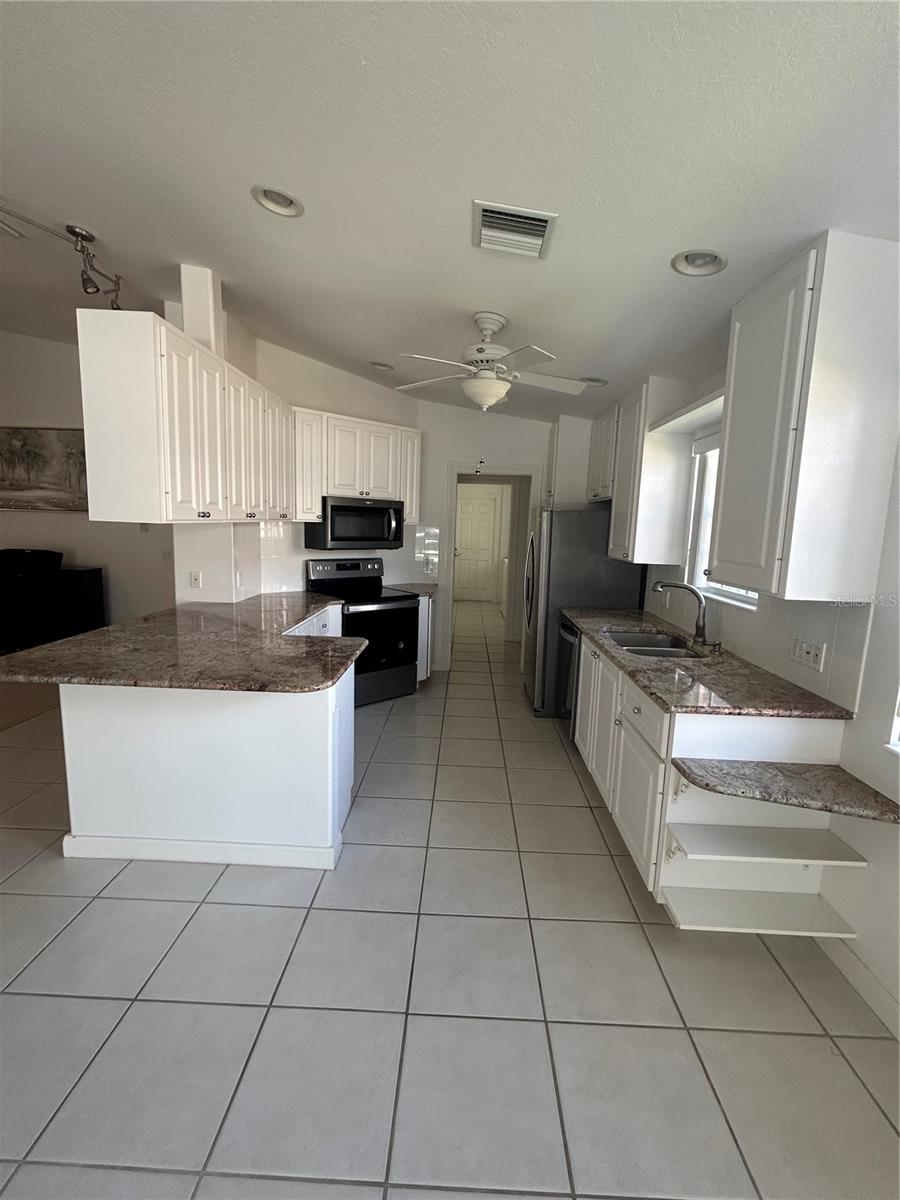 VILLAGEWALK - Residential