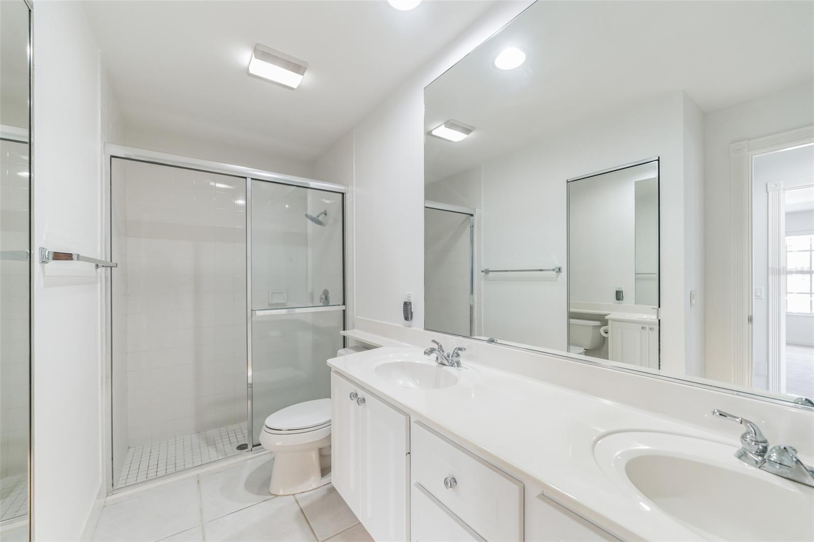 VILLAGEWALK - Residential