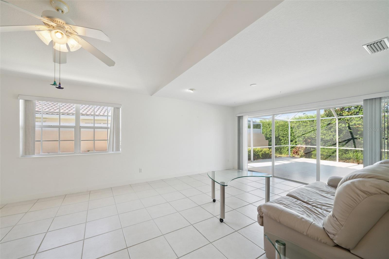 VILLAGEWALK - Residential