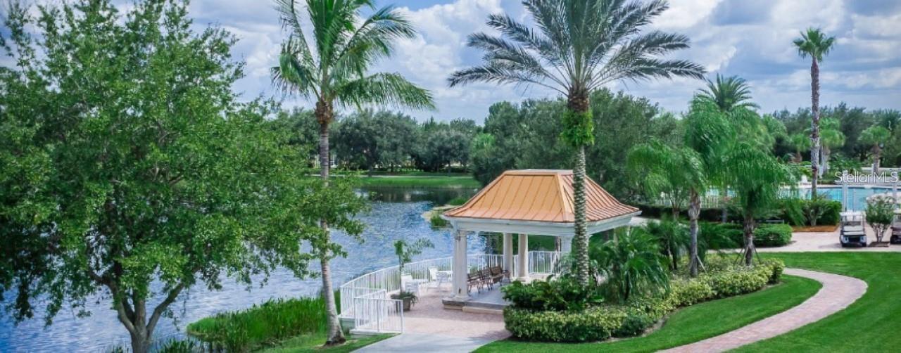 VILLAGEWALK - Residential