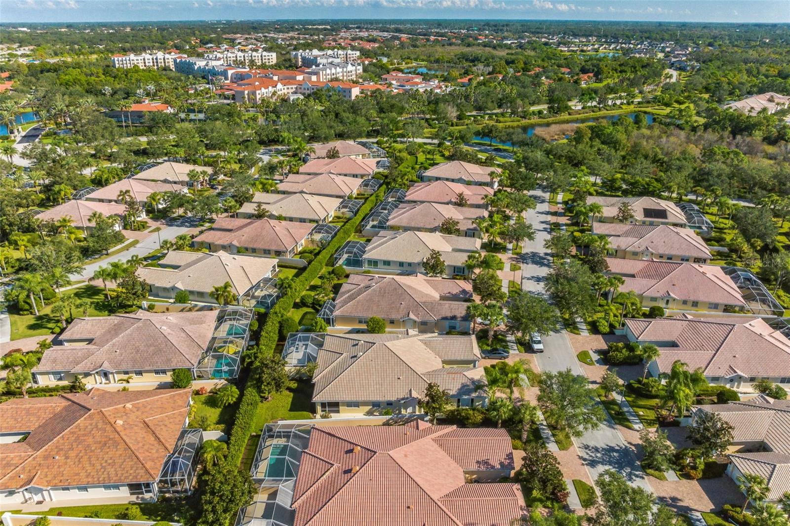 VILLAGEWALK - Residential