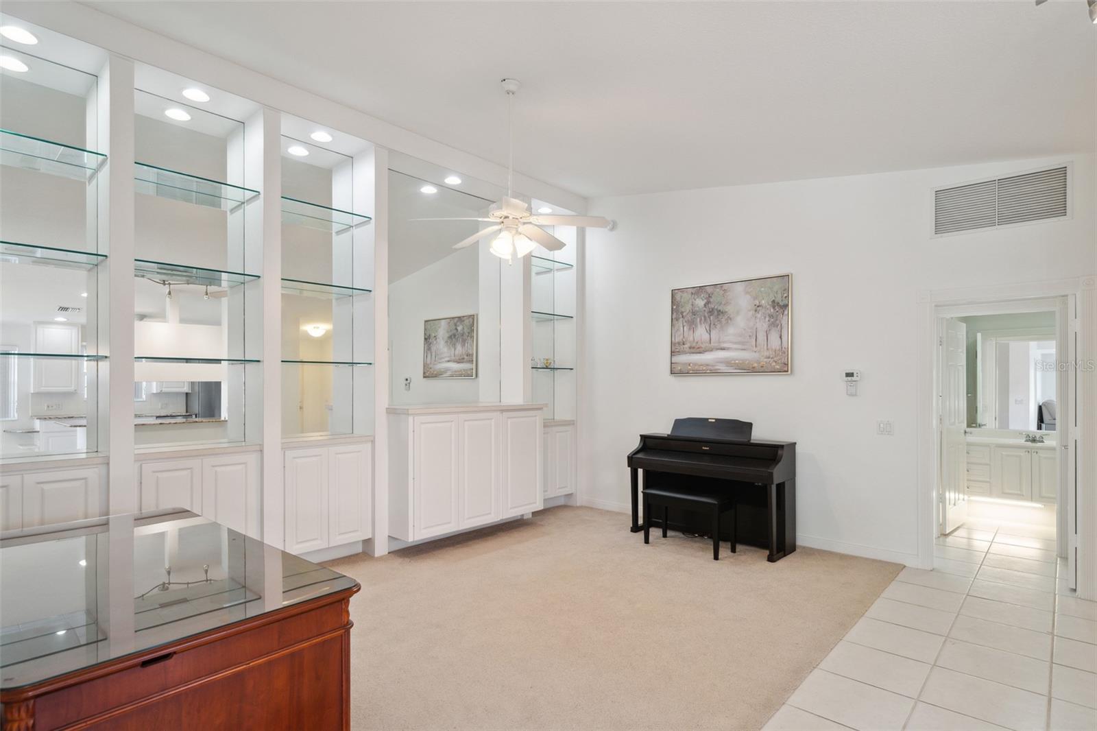 VILLAGEWALK - Residential