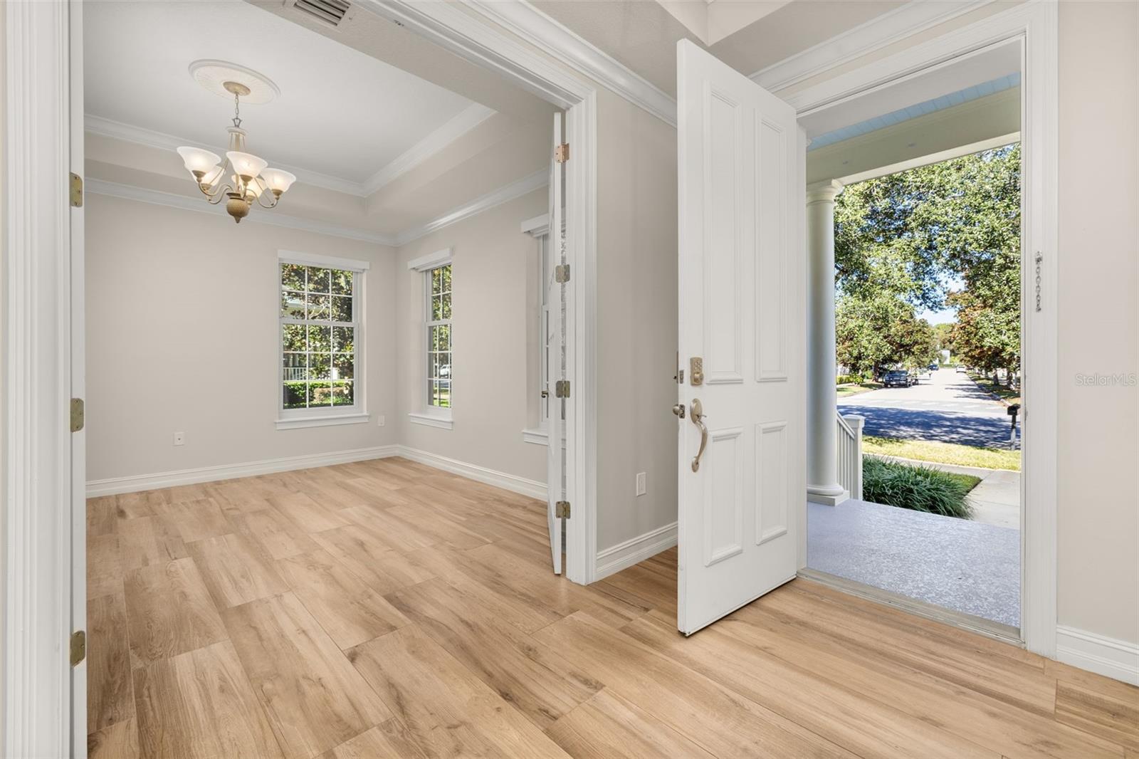 1106 CELEBRATION AVENUE