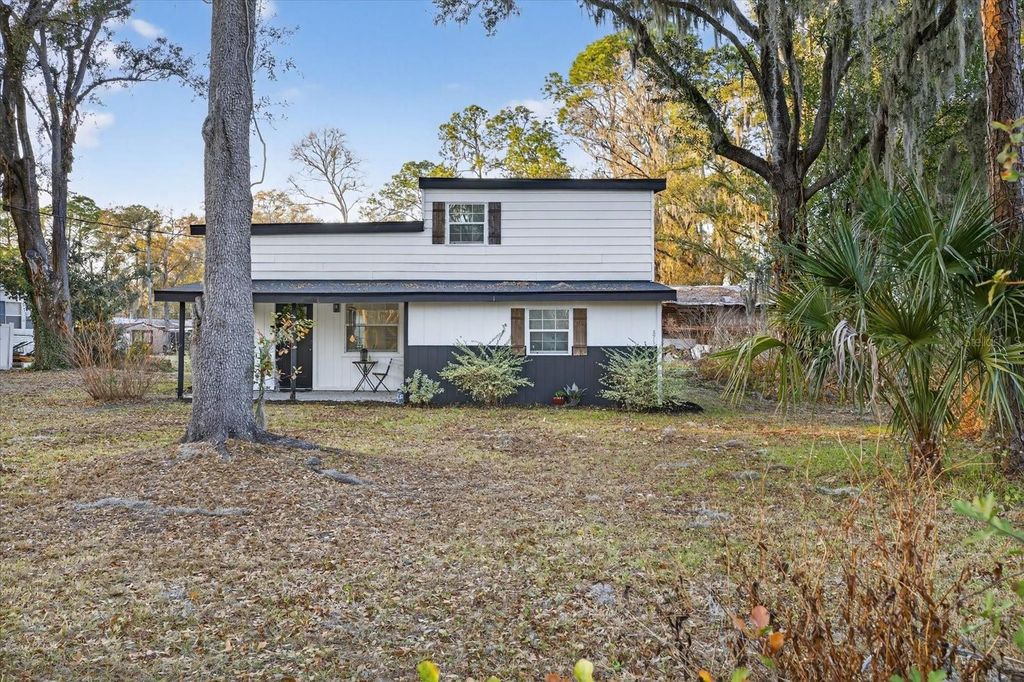 Photo of 4233 Vinson Road, Lakeland, FL 33810 (MLS # TB8475500)