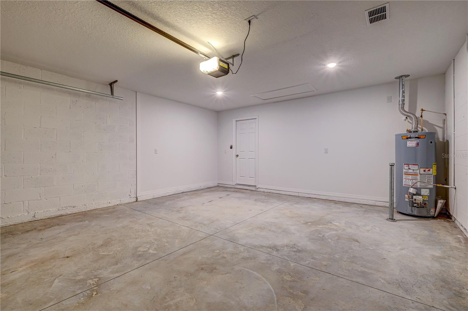 CROSSWIND POINT - Residential