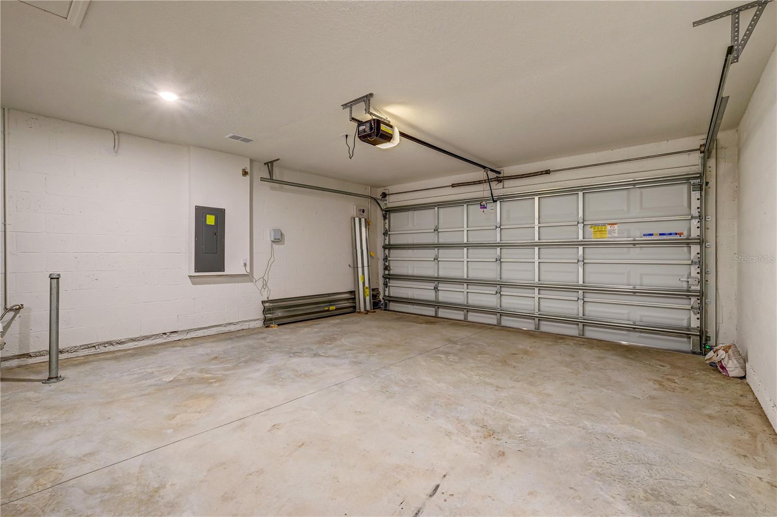 CROSSWIND POINT - Residential