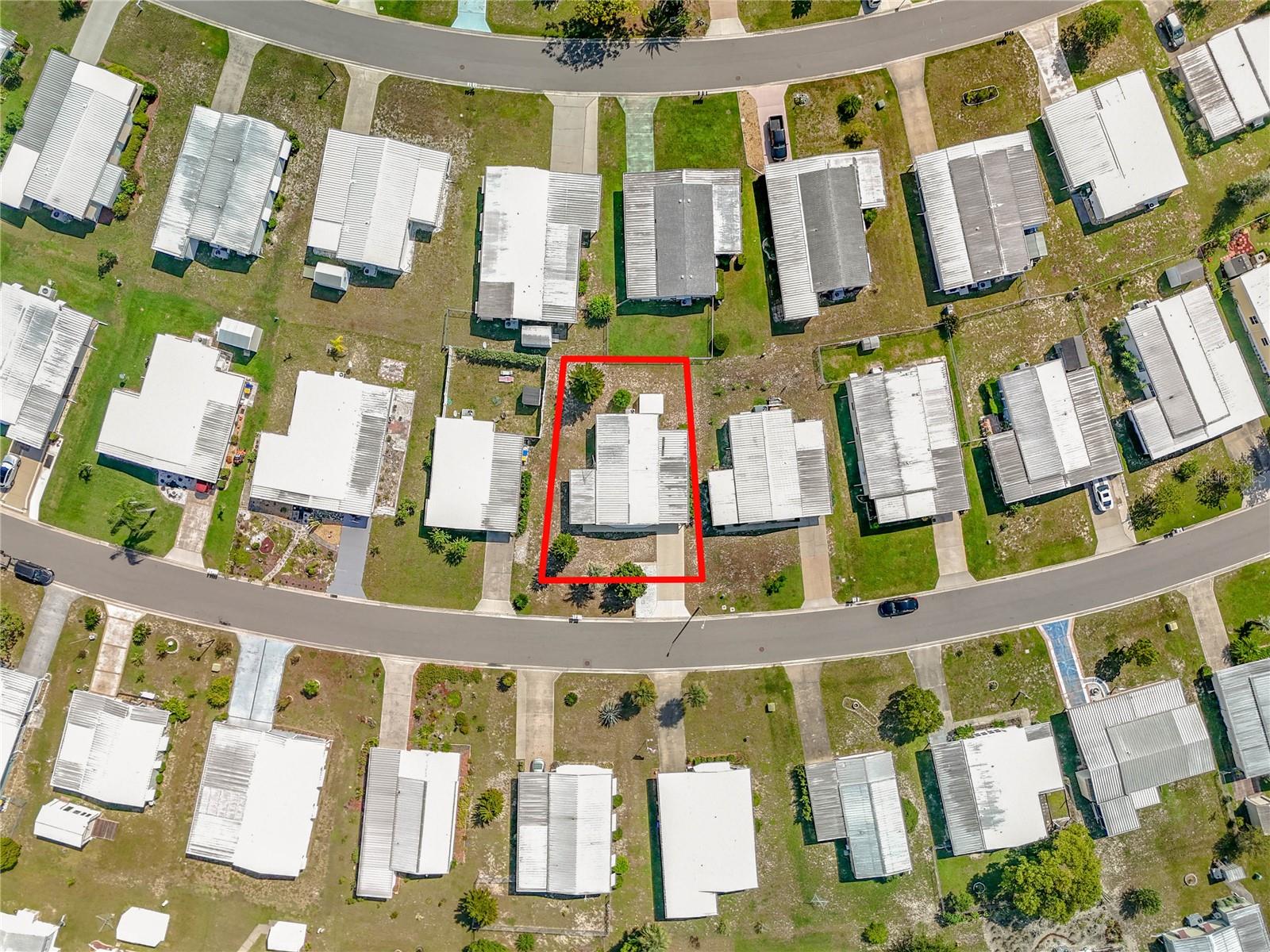 TAVARES LAKE FRANCES ESTATE - Residential
