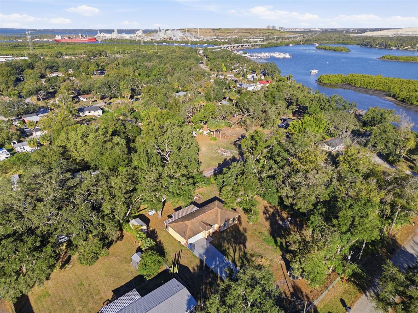 GIBSONTON ON THE BAY 6TH ADD - Residential