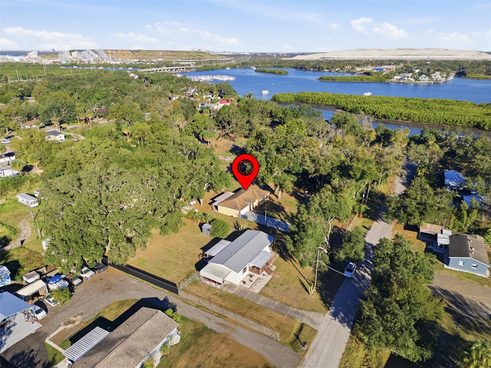 GIBSONTON ON THE BAY 6TH ADD - Residential