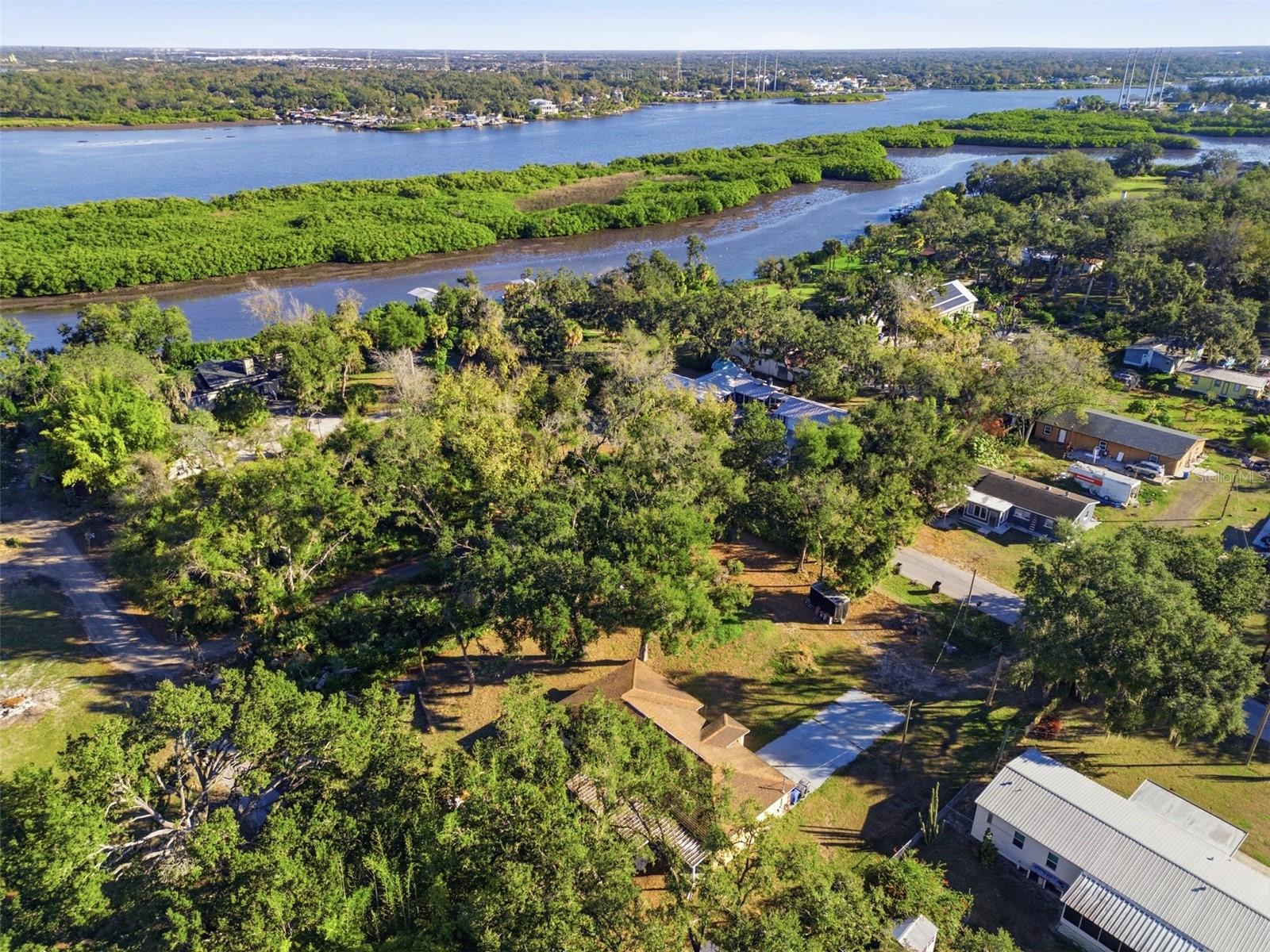 GIBSONTON ON THE BAY 6TH ADD - Residential