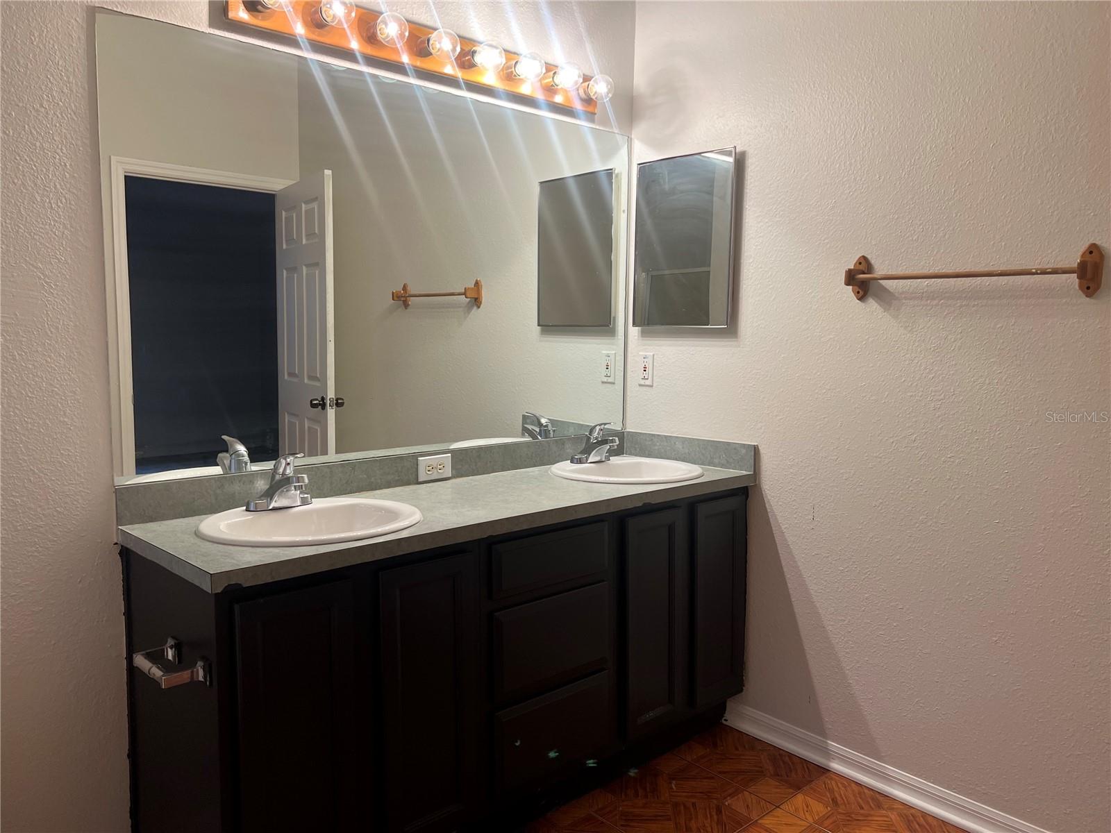 POINCIANA SUB NBRHD 5 NORTH VIL 3 - Residential Lease