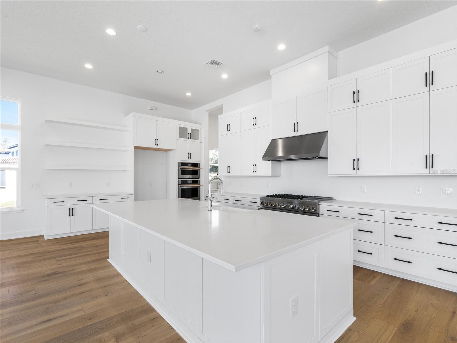 BELLA COLLINA - Residential