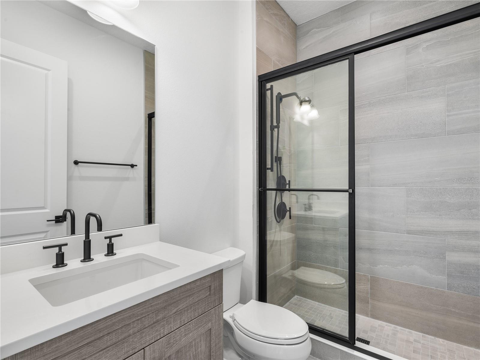 BELLA COLLINA - Residential