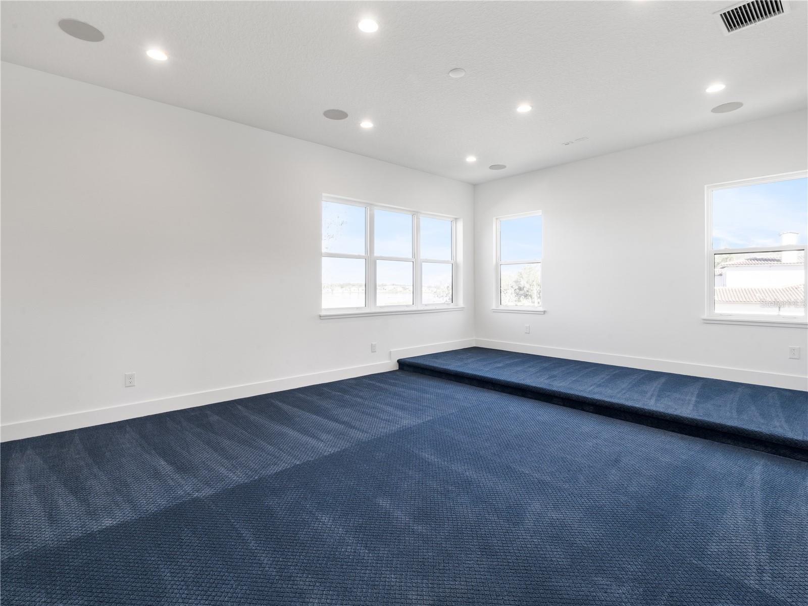 BELLA COLLINA - Residential