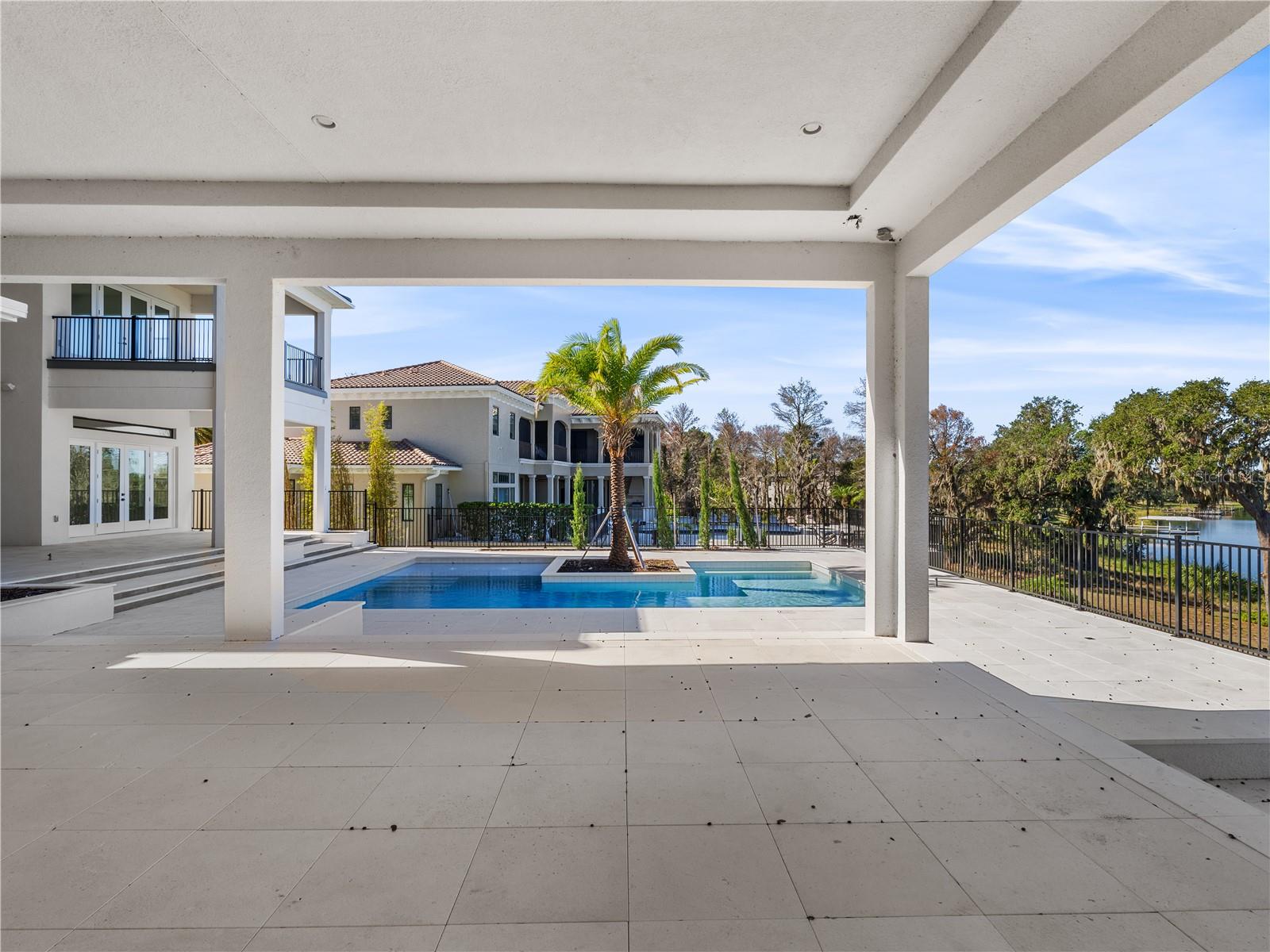 BELLA COLLINA - Residential