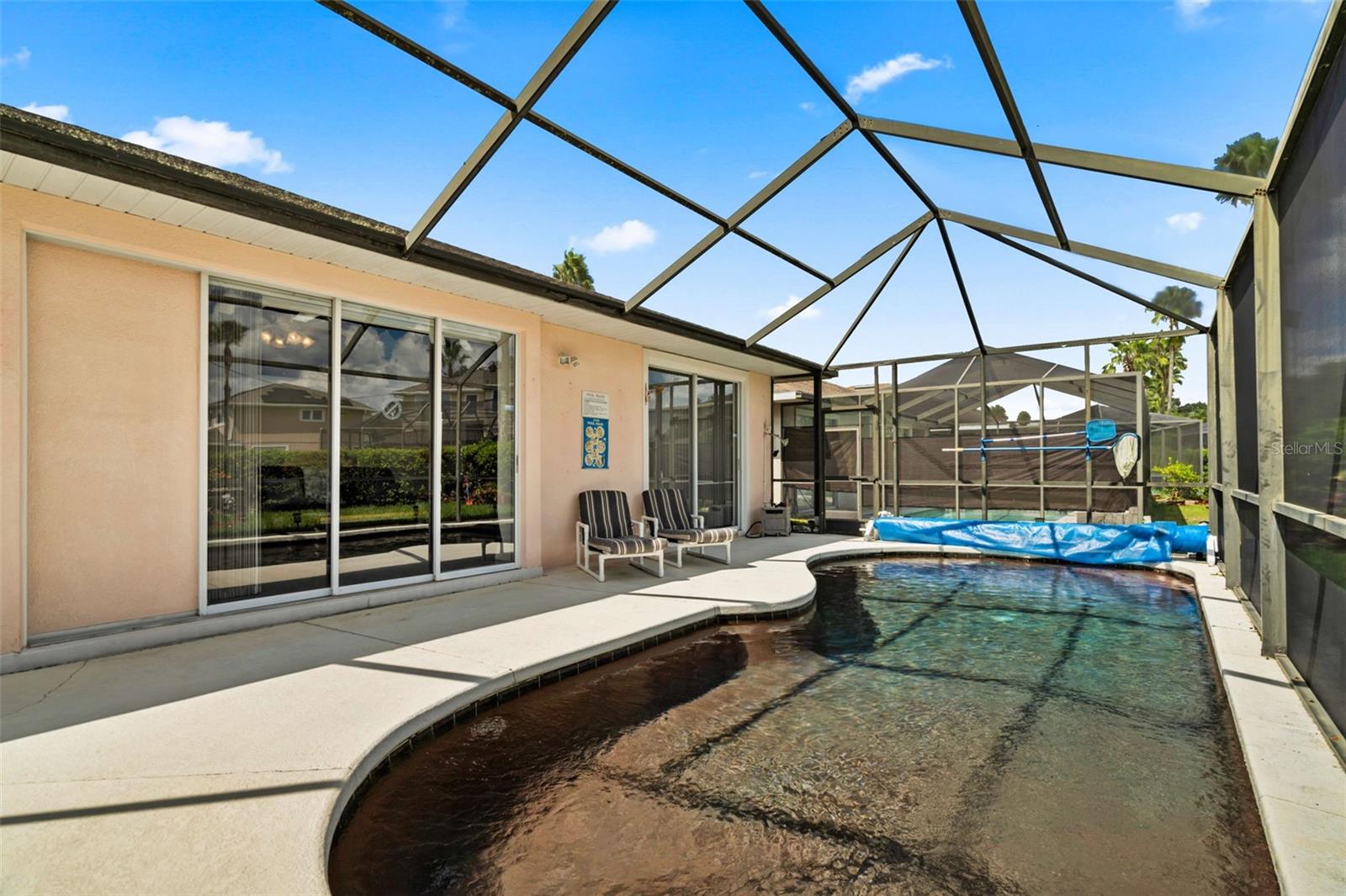 2907 SUNSET LAKES BOULEVARD