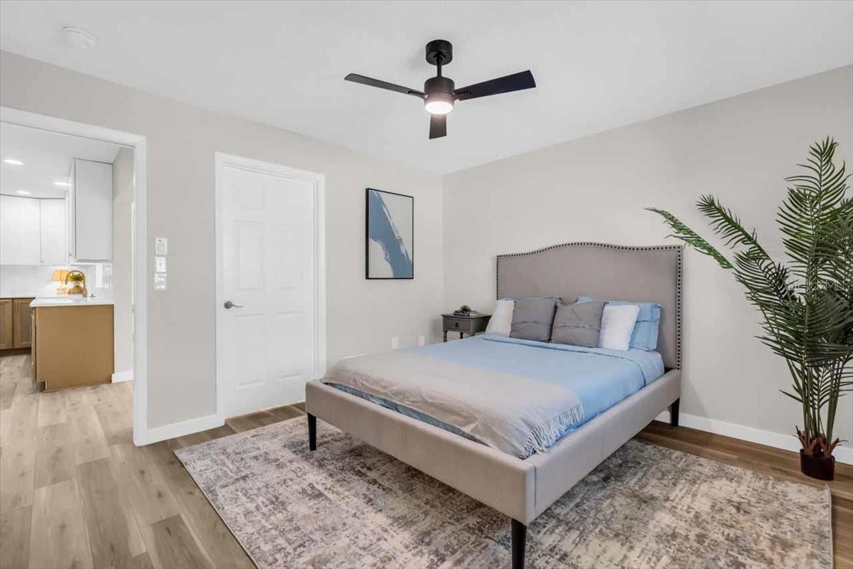 CIRCLE WOODS OF VENICE 1 - Residential